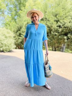  Maxi Dress with a Hat